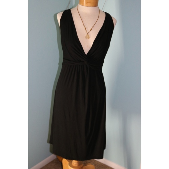 Gilli Dresses & Skirts - Gilli size medium little black strappy dress
